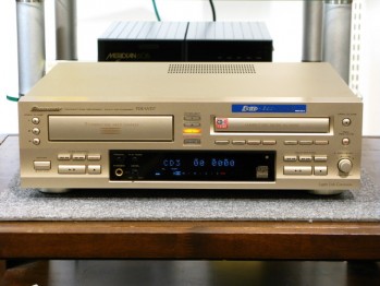 Lecteur enregistreur cd Pioneer PDR WD7 Japan.jpg
