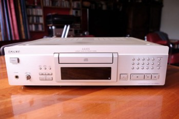 Lecteur cd Sony xa2es.jpg