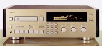 Teac R10.jpg