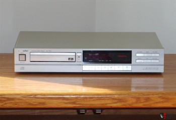 Technics_slp100.jpg